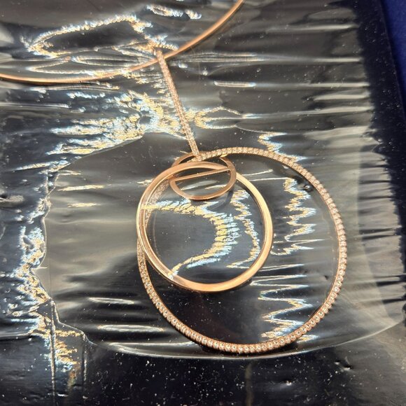 Swarovski Rose Gold Plated Circle Pendant Necklace With Crystals New $149 - Picture 4 of 8